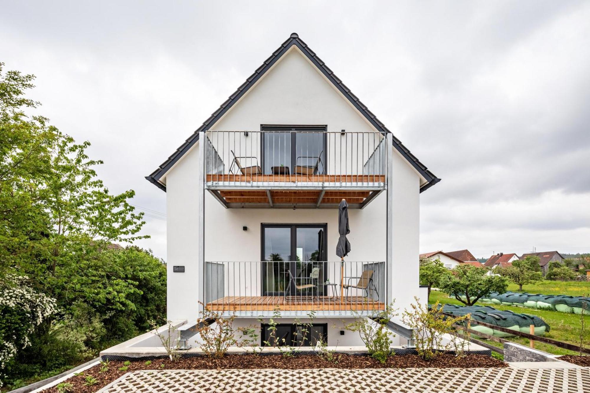 5 Parkside Apartment